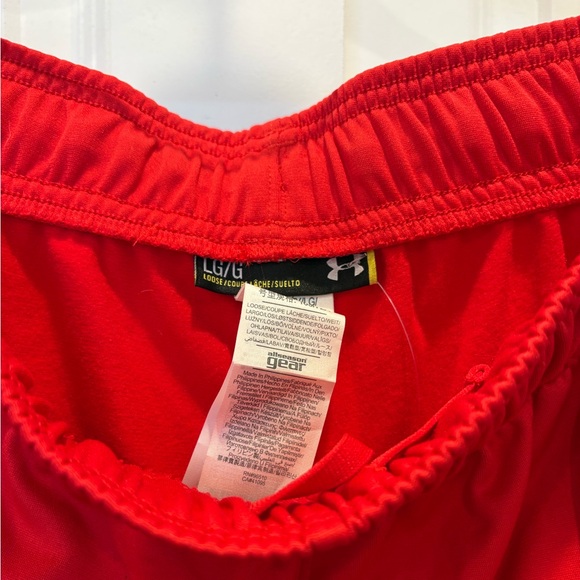 NWT Red Under Armour track pants - Picture 4 of 5